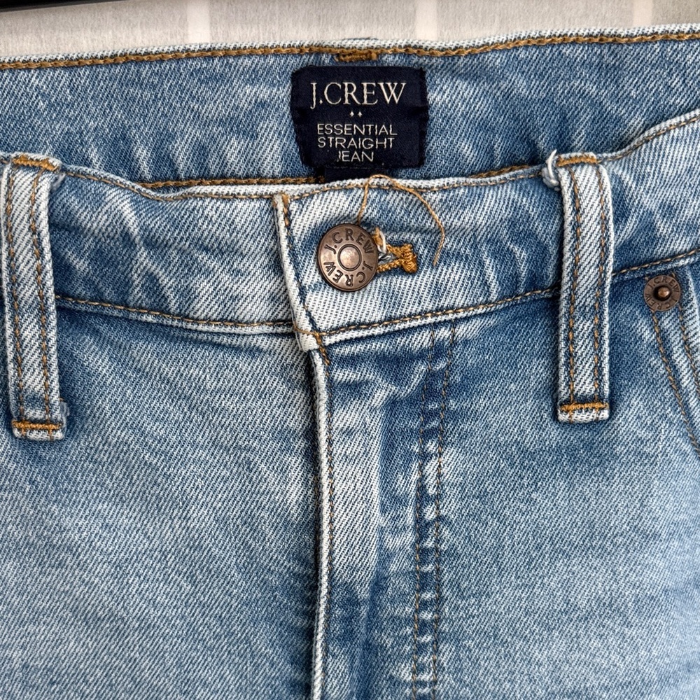 J. Crew Essentail Straight Jean Women’s Size 32 - Picture 4 of 8